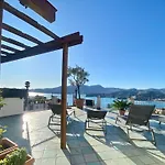 Welcome Riviera-paradiso 12-parking 2,25 Meters Wide-vista Mare Stupenda-balcone Con Vista Meravigliosa-terrazza Sovrastante Di 70 Mq Esterna- アパート