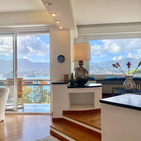 Welcome Riviera-paradiso 12-parking 2,25 Meters Wide-vista Mare Stupenda-balcone Con Vista Meravigliosa-terrazza Sovrastante Di 70 Mq Esterna- דירה