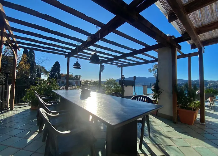 Welcome Riviera-paradiso 12-parking 2,25 Meters Wide-vista Mare Stupenda-balcone Con Vista Meravigliosa-terrazza Sovrastante Di 70 Mq Esterna- Apartmán *